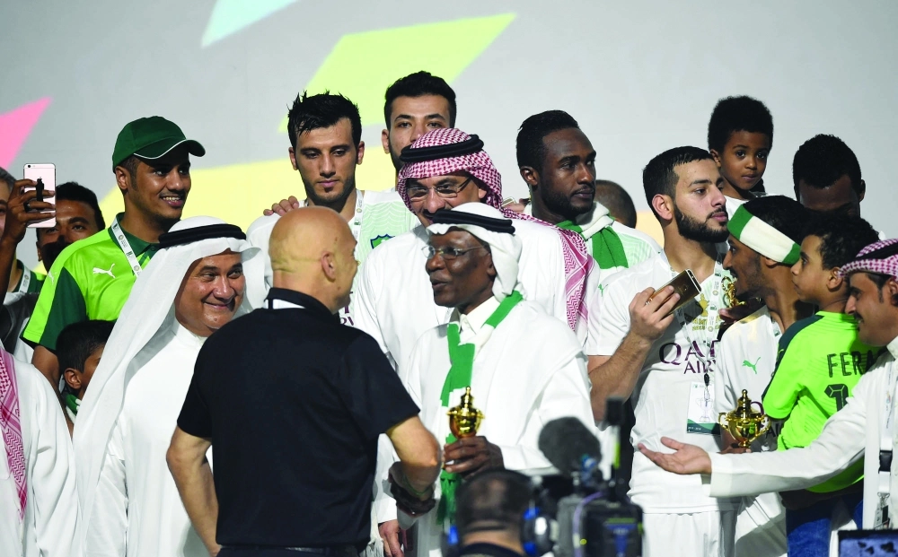 جروس ودع الأهلي ببطولتي الدوري وكأس الملك                  (مكة)