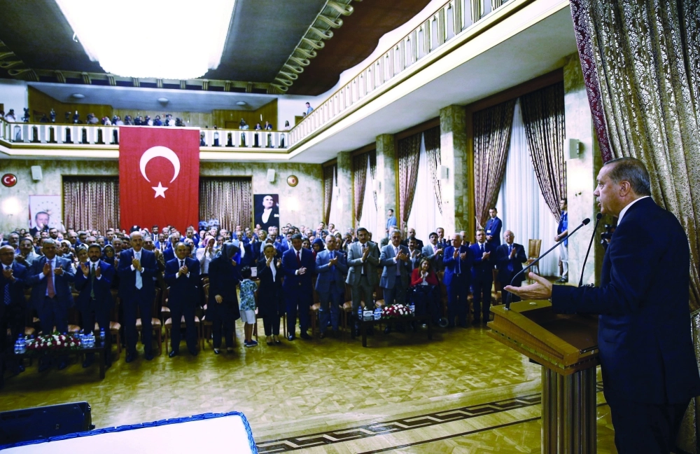 إردوغان يتحدث في حفل بالبرلمان التركي بأنقرة                       (أ ف ب)