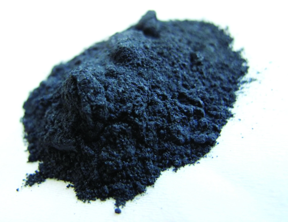 مسحوق الكحل الحجري       (مكة)