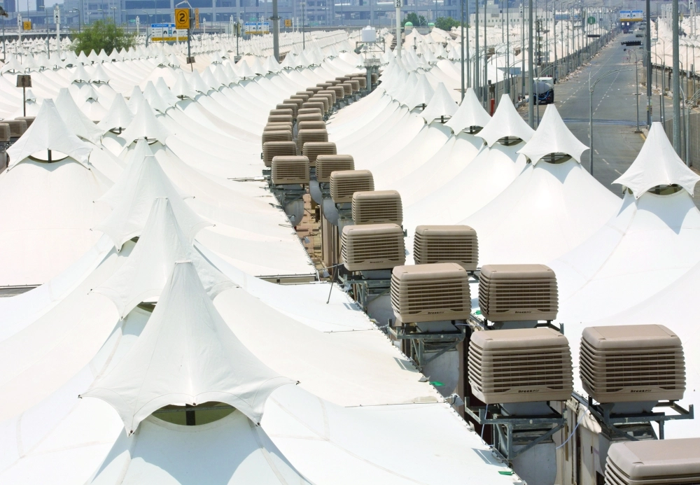 مكيفات مشعر منى الجديدة بعد تركيبها                    (أنس الحارثي)