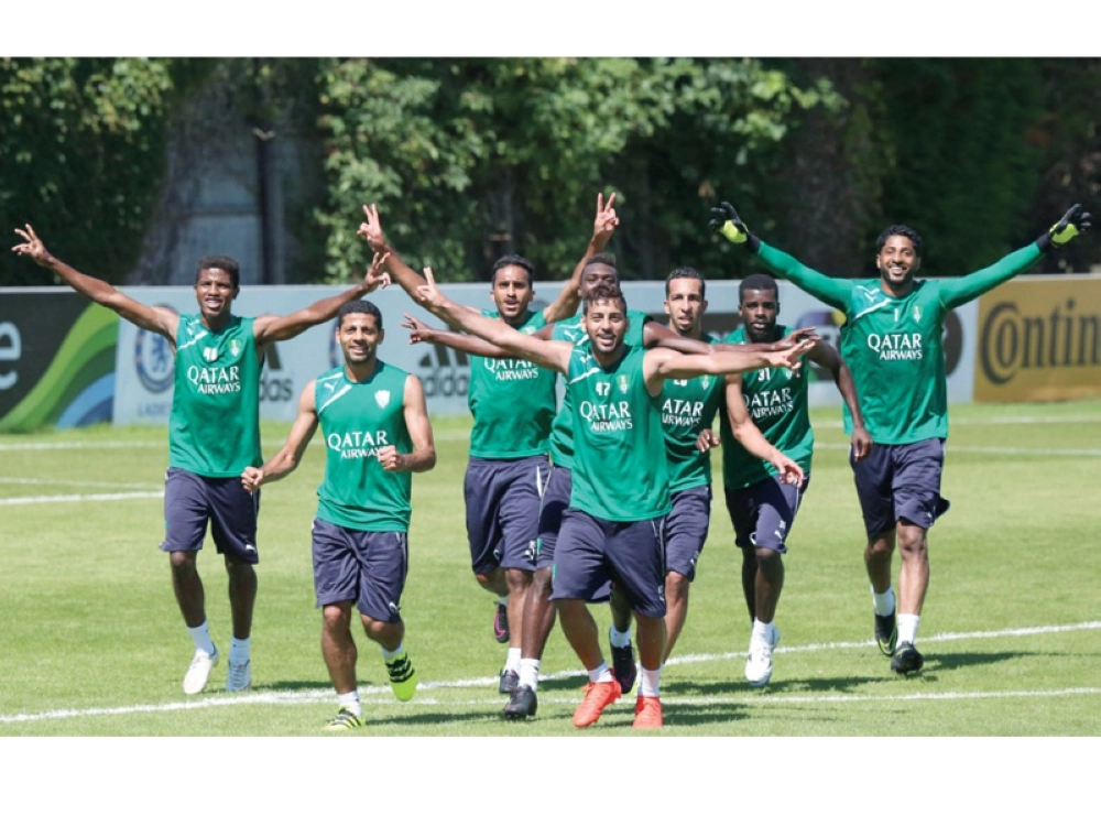 جانب من تدريبات الأهلي أمس             (اعلامي الأهلي)