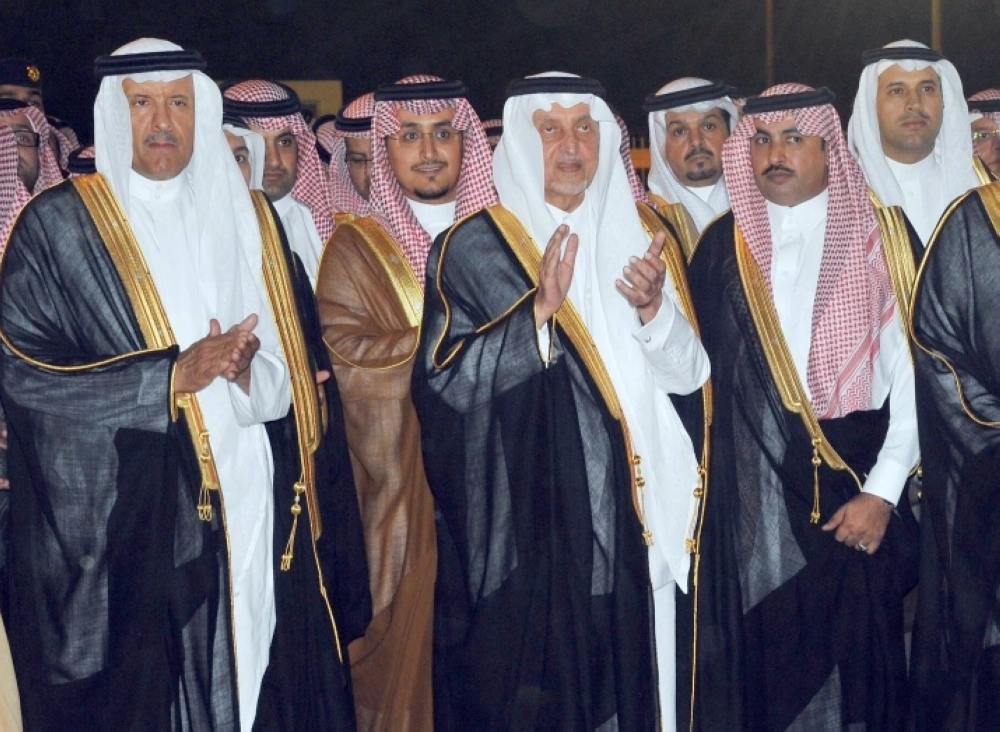 خالد الفيصل قبل بدء فعاليات الافتتاح (واس)