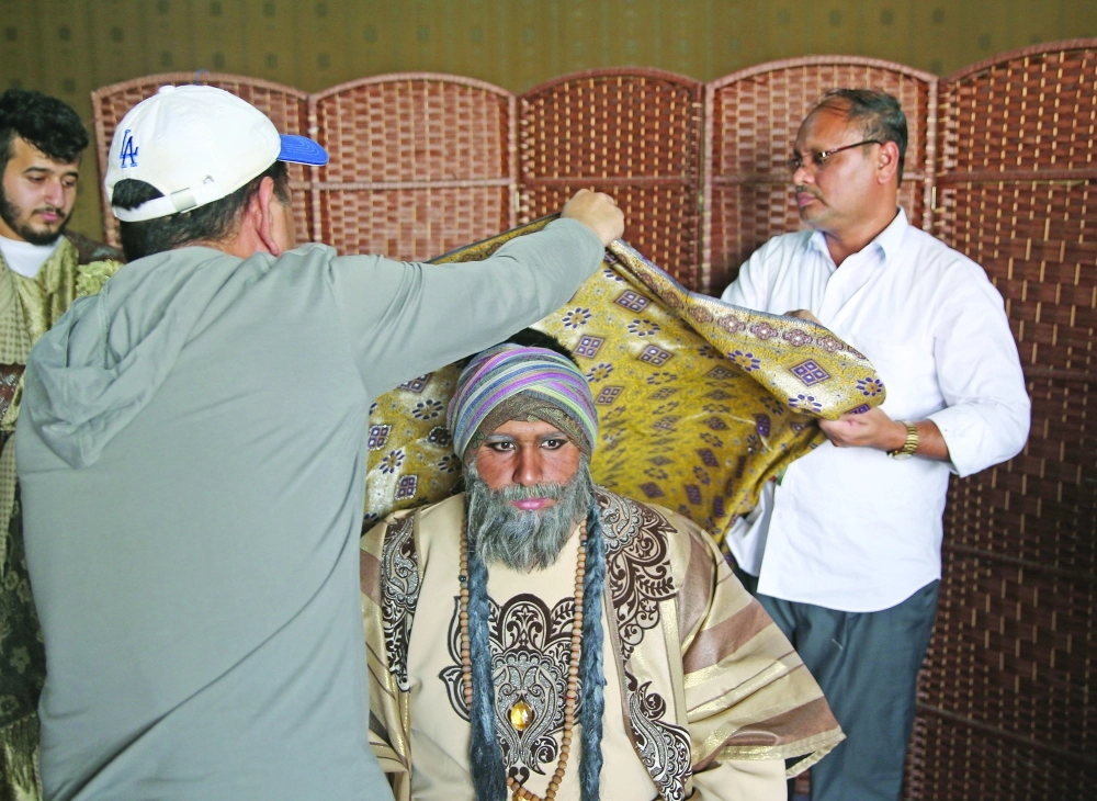 ممثل يكمل استعداداته قبل المشاركة    (ياسر بخش)