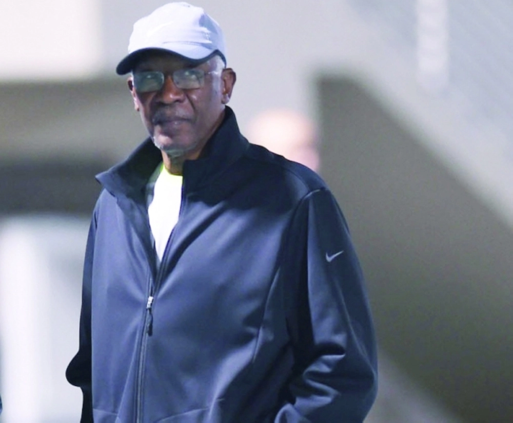 أحمد عيد                     (مكة)