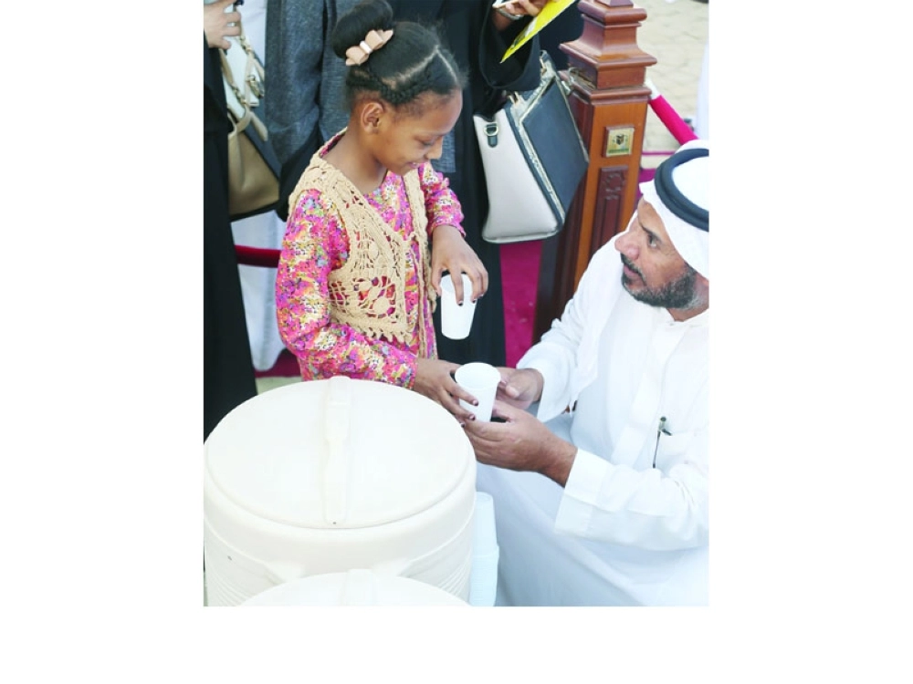 جذب وجود ماء زمزم زوار السوق  