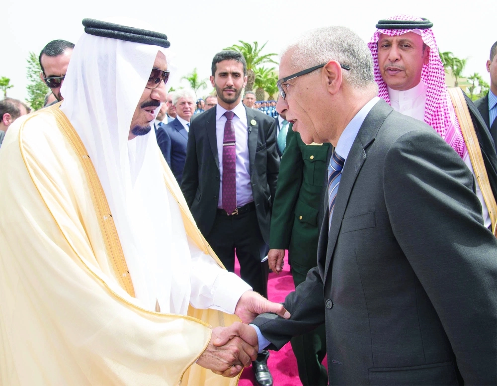 الملك سلمان لدى مغادرته طنجة (واس)