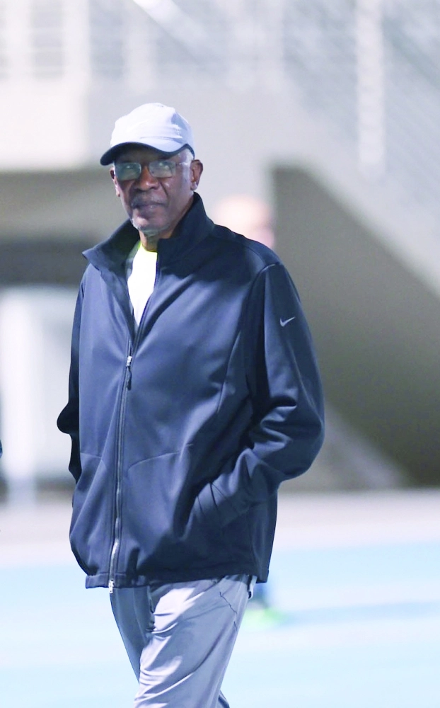 أحمد عيد                                  (مكة)