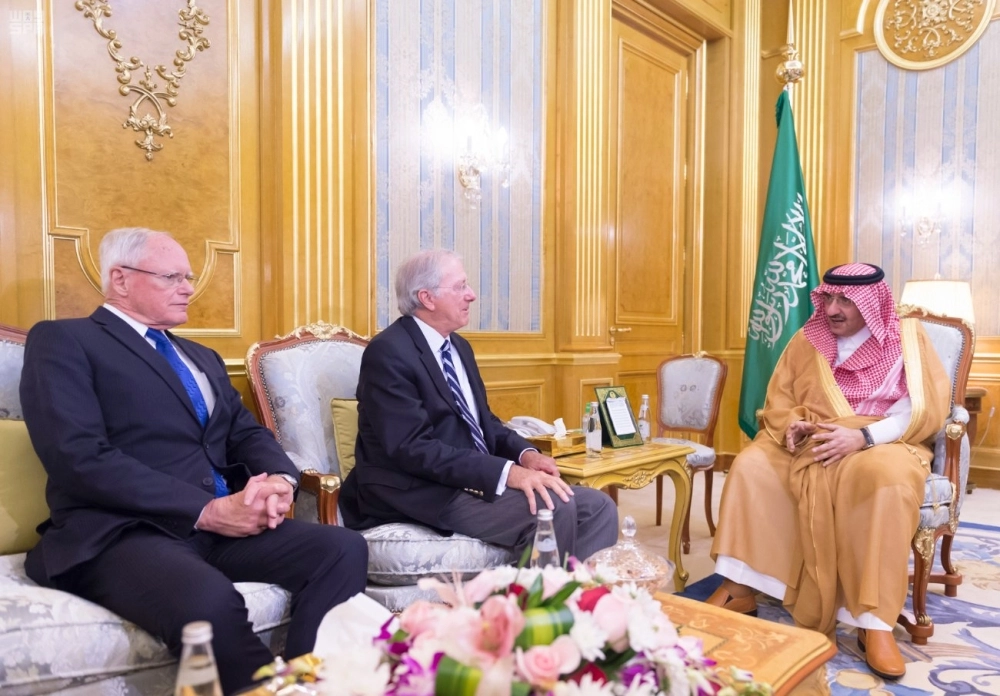 الأمير محمد بن نايف خلال اللقاء  (واس) 