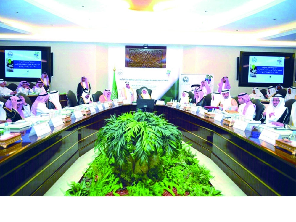 خالد الفيصل خلال حفل إعلان الفائزين بالجائزة                                                                                                    (مكة)