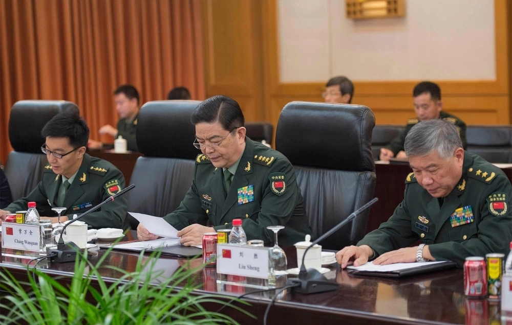 مسؤولون صينيون خلال الاجتماع (واس)