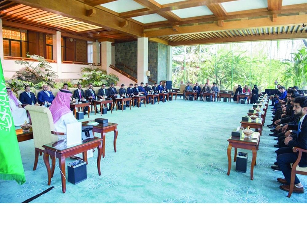 لقاء ولي ولي العهد بالطلبة السعوديين