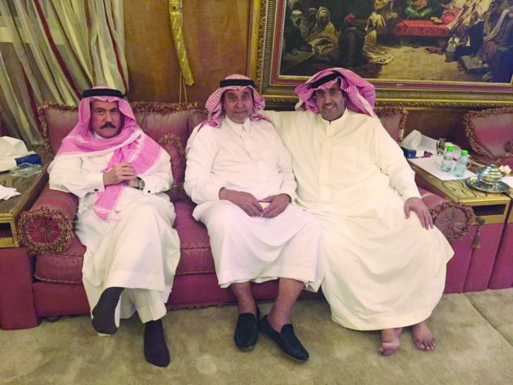 مع عضوي الشرف أسعد عبدالكريم ومنصور البلوي (مكة)