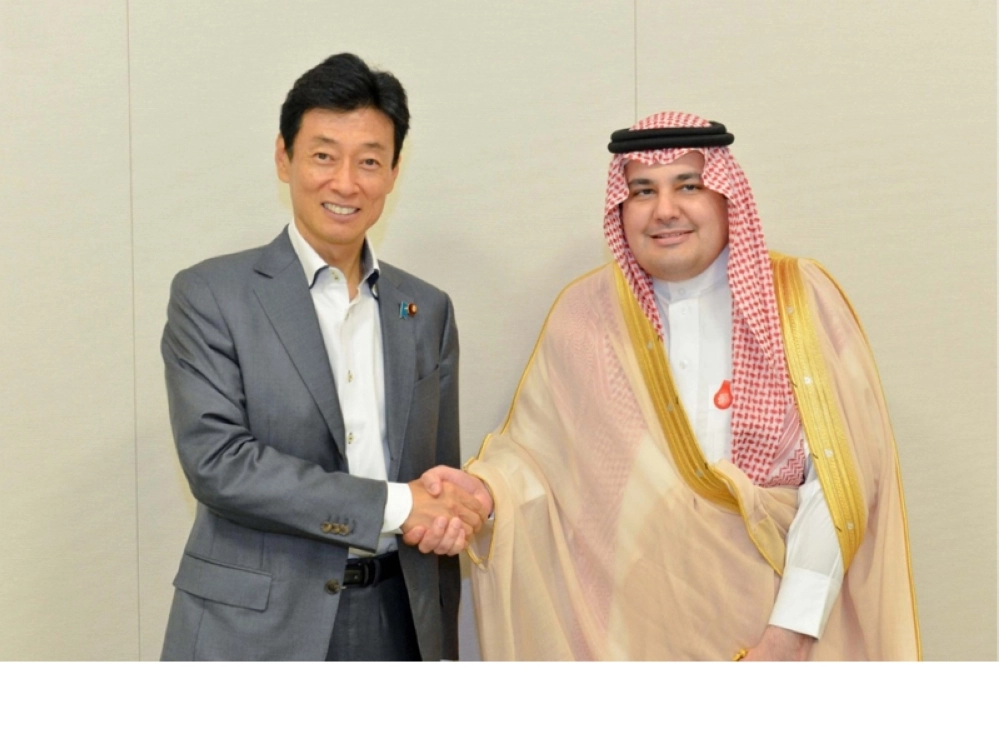 عادل الطريفي وتورهيكو ماشيكو (واس)