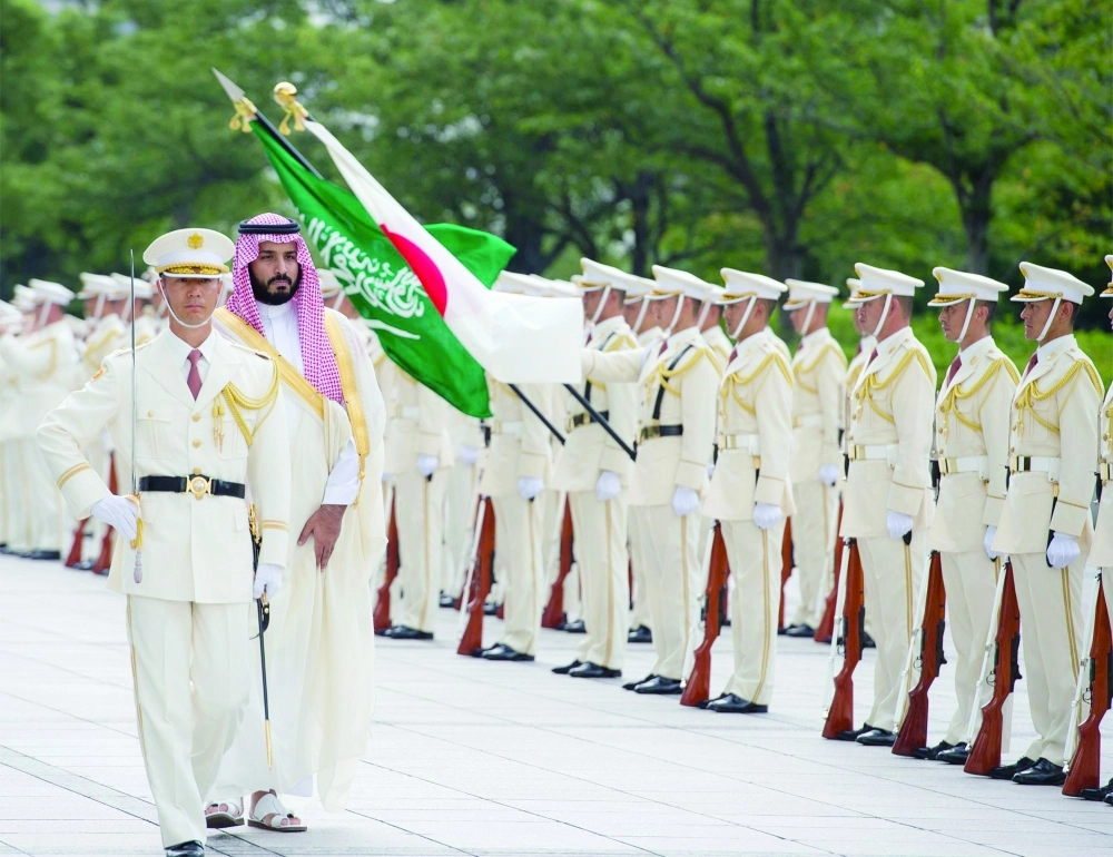 ولي ولي العهد خلال استقباله بمقر وزارة الدفاع                                                                          (مكة)