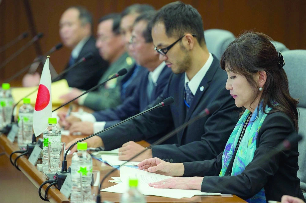 وزيرة الدفاع اليابانية (مكة)