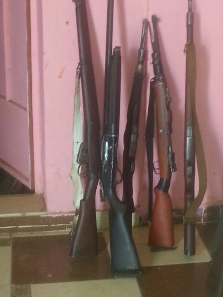 الأسلحة المضبوطة في الموقع (مكة)
