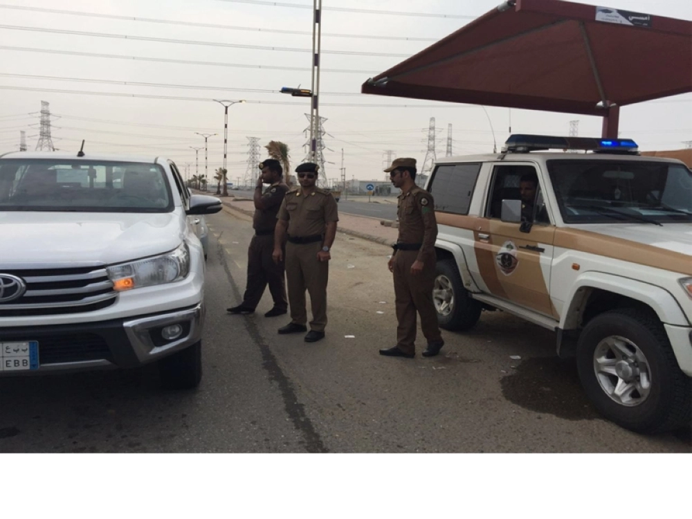 إجراءات رجال الأمن في نقطة الشقيق  (مكة)
