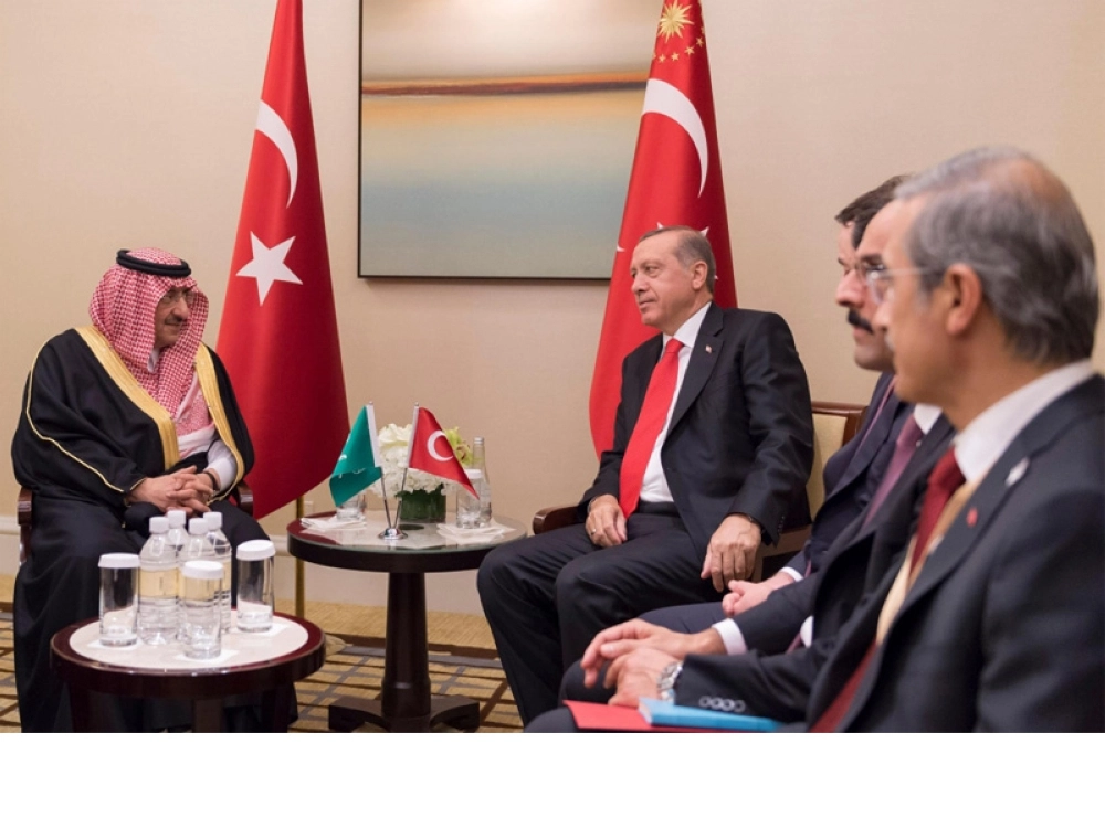 سمو ولي العهد يبحث العلاقات الثنائية وأوضاع الشرق الأوسط مع الرئيس التركي (واس) 20-12-1437 هـ