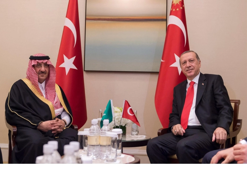 سمو ولي العهد يبحث العلاقات الثنائية وأوضاع الشرق الأوسط مع الرئيس التركي (واس) 20-12-1437 هـ