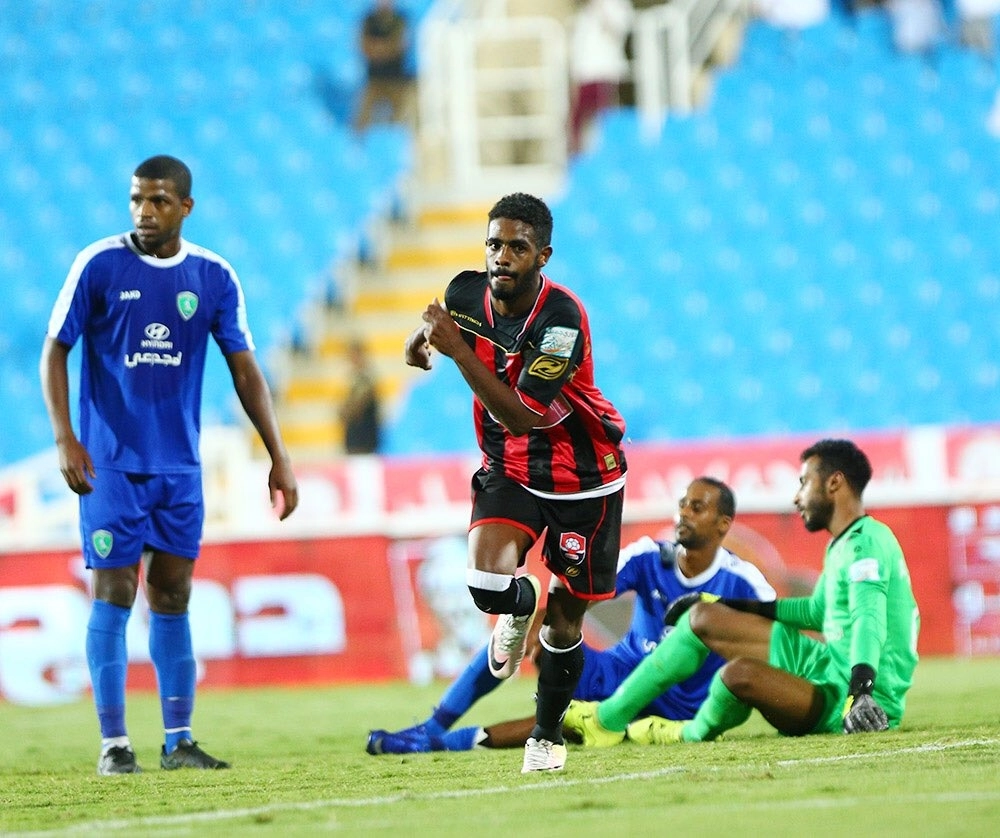 السوداي يحتفل بالهدف الثاني للرائد  (إعلامي الرائد)