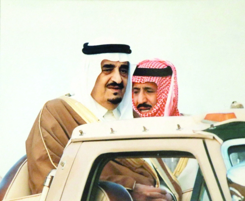 الملك فهد والملك سلمان في إحدى رحلات القنص