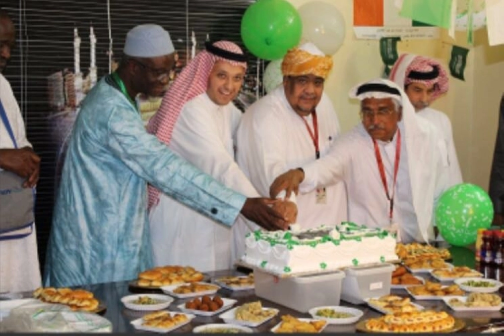 من الاحتفالية                   (مكة) 