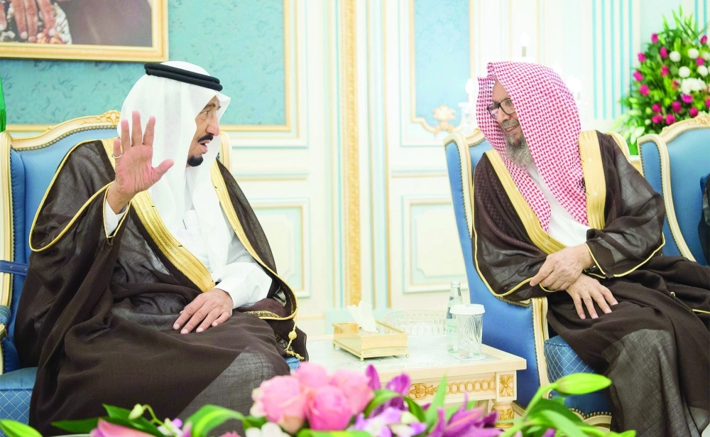 الملك سلمان خلال اللقاء