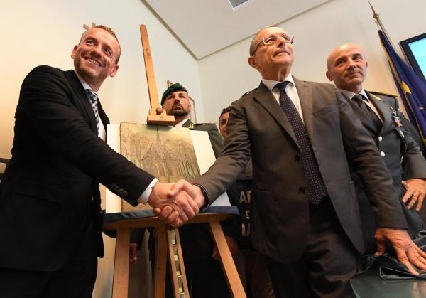 اللوحة المستعادة (إ ب أ)