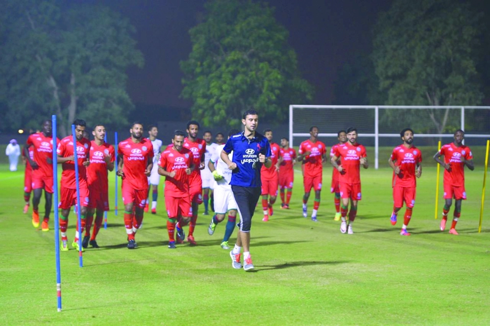 حصة تدريبية للاتفاق بمعسكر الدوحة                          (مكة)