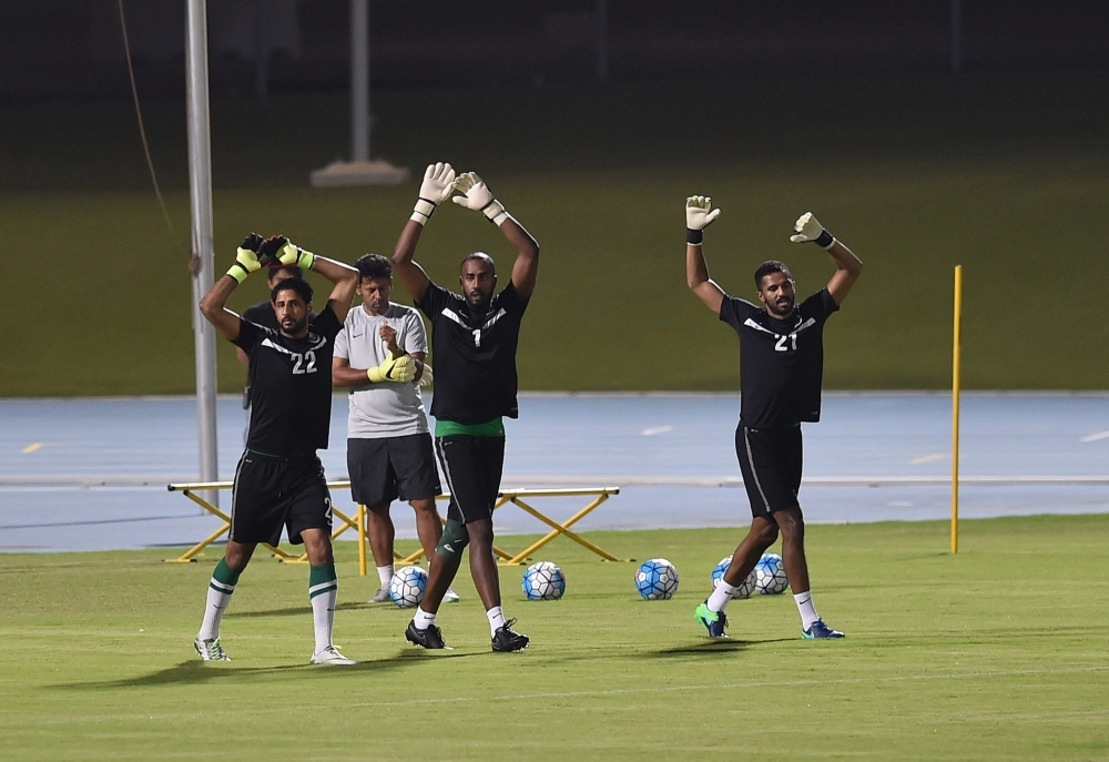 جانب من تدريبات الحراس