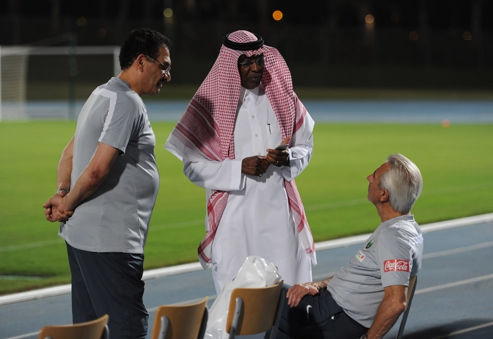 أحمد عيد وطارق كيال في حديث مع مارفيك  (إعلامي المنتخب)