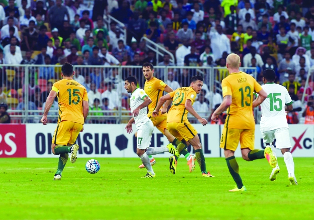 أستراليا في لقائها أمام الأخضر بجدة                                                (مكة)