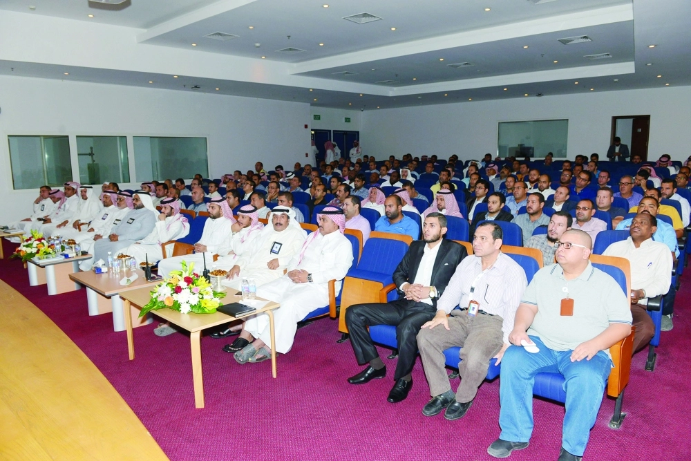 عدد من الحضور خلال الورشة (مكة)