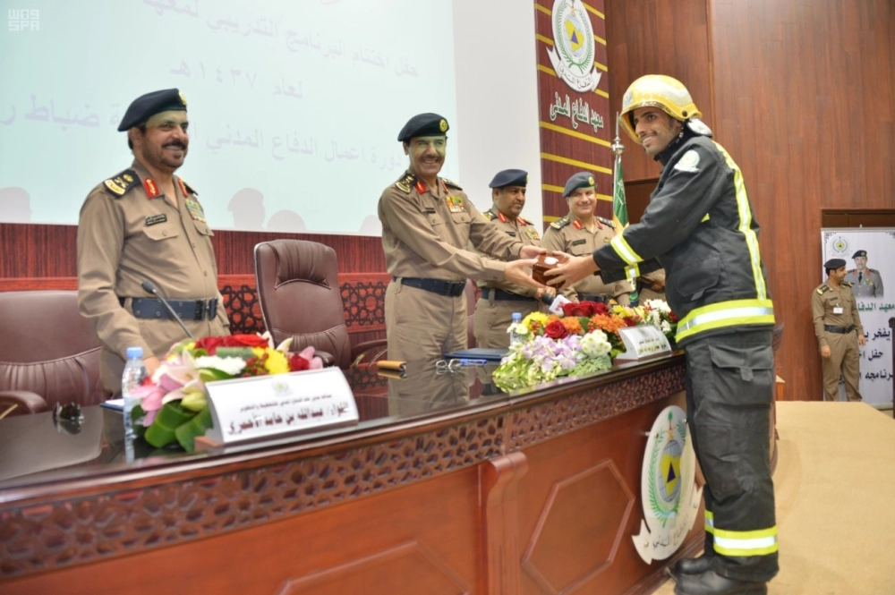 000-4489333861476865527327