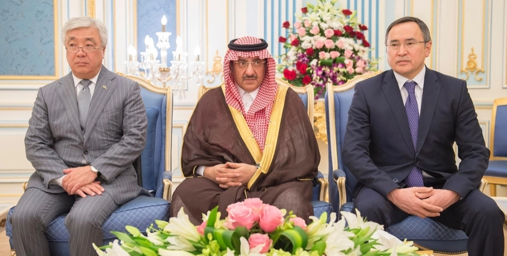 الأمير محمد بن نايف خلال الاستقبال