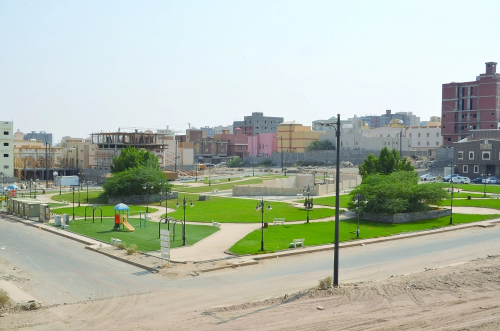 حديقة الشبيلي المحتضنة لمقبرة أم الكتات                                               (عبدالمحسن دومان)