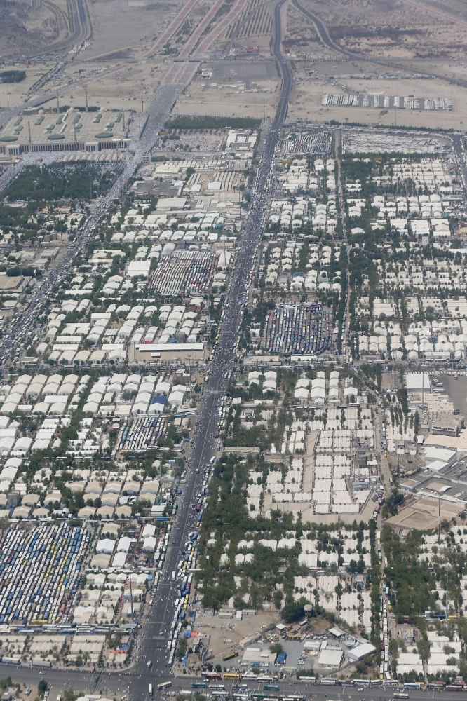 منظر جوي للمشاعر المقدسة                 (عبدالمحسن دومان)