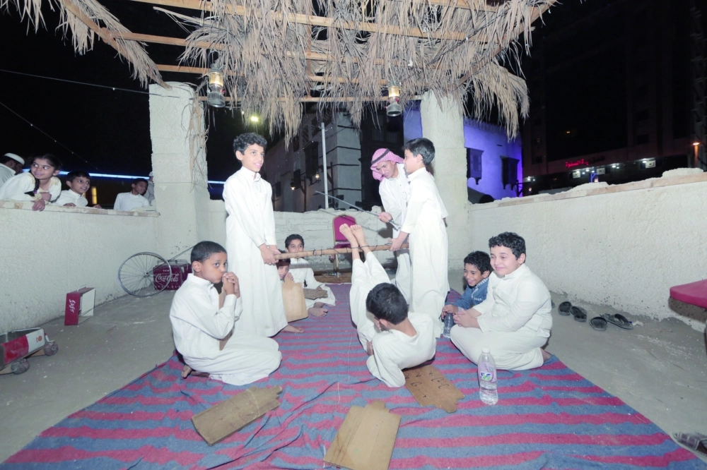 أطفال يمثلون بركن الكتاتيب    (عبدالمحسن دومان) 