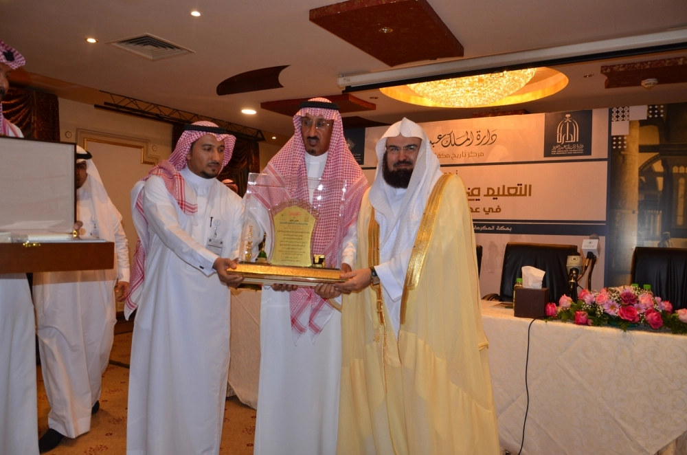 جانب من الندوة (عبدالمحسن دومان)