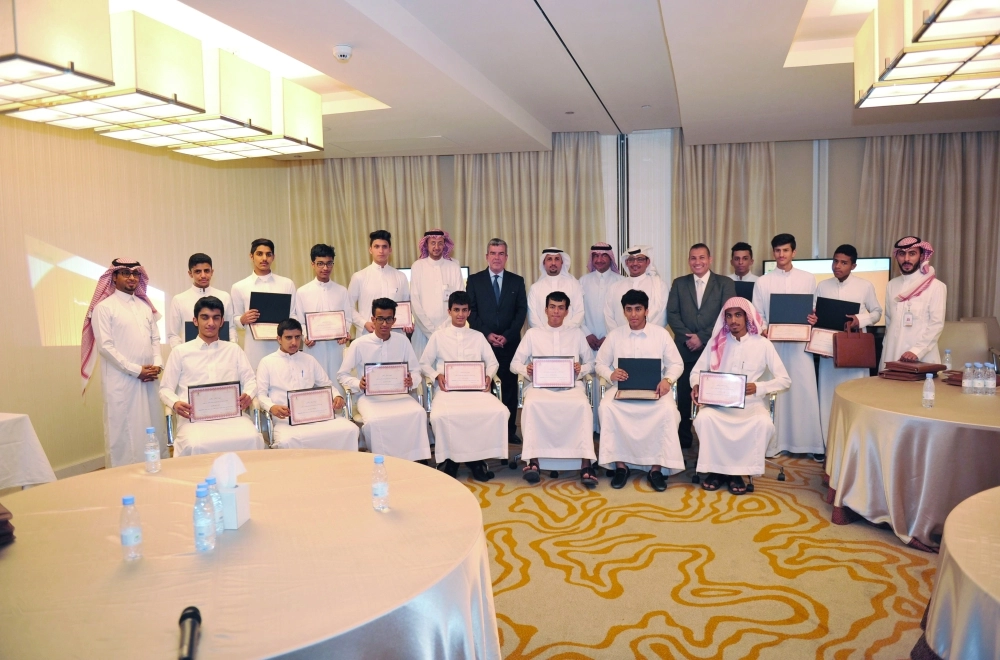 أحد برامج هيئة السياحة لتعريف طلاب المدارس بالمهن          (مكة) 