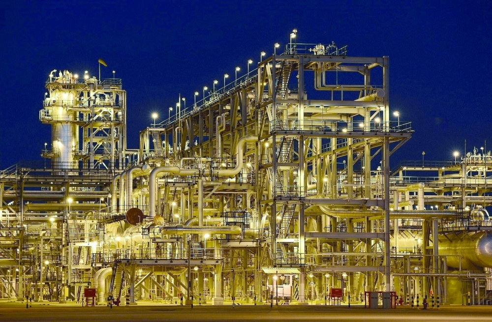 لقطة ليلية لمرافق المعالجة المركزية  (مكة)