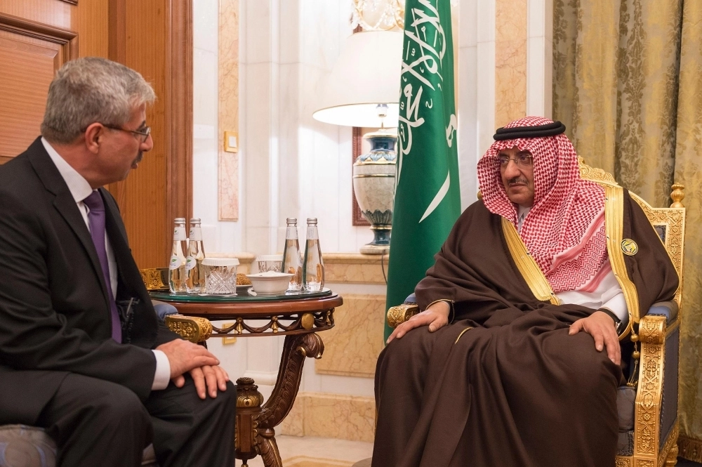 ولي العهد متحدثا للطفي بن قايد (واس)