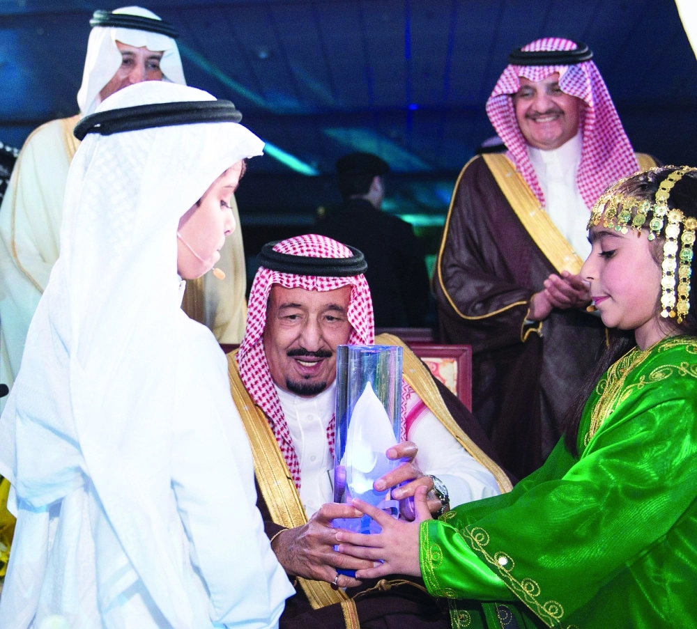 .. وفي حديث أبوي مع الطفلين