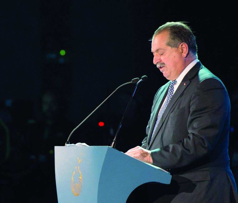 أندرو ليفريز