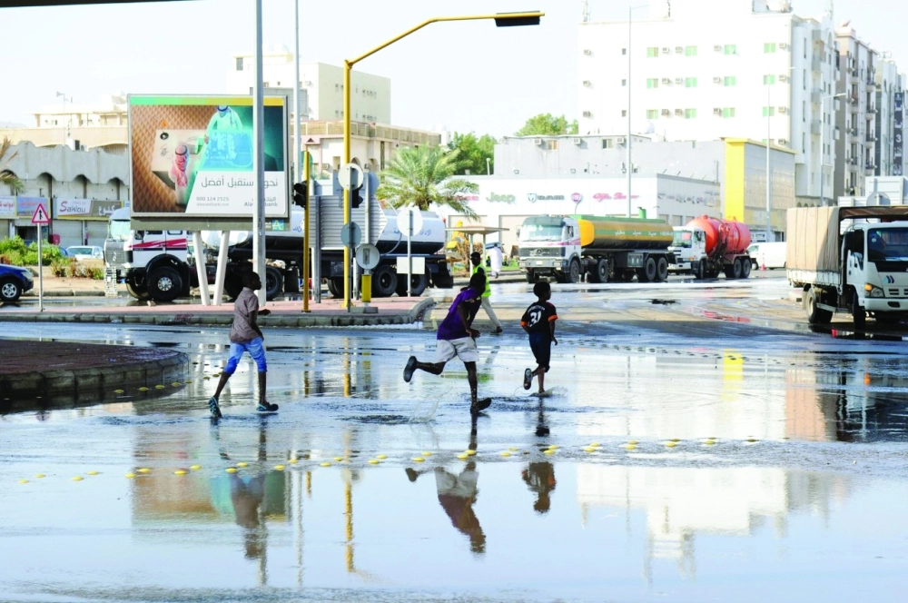تقاطع شارع السبعين وشارع فلسطين بجدة   (علي القرني)
