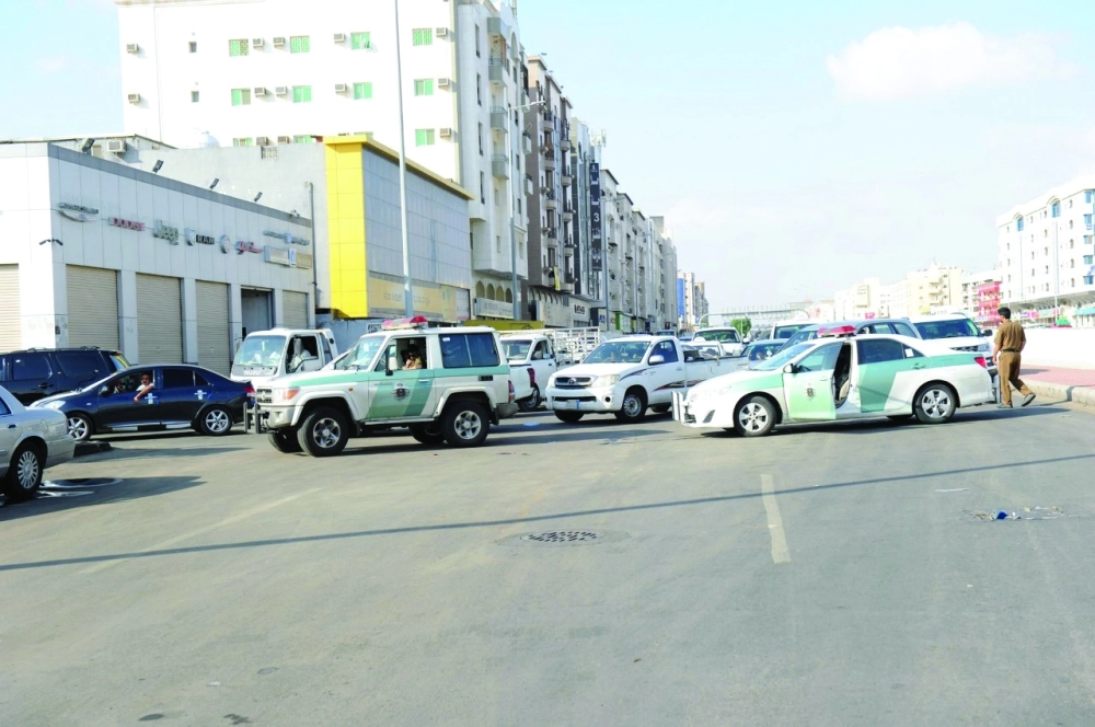 ازدحام مروري وتواجد للدوريات (علي القرني)