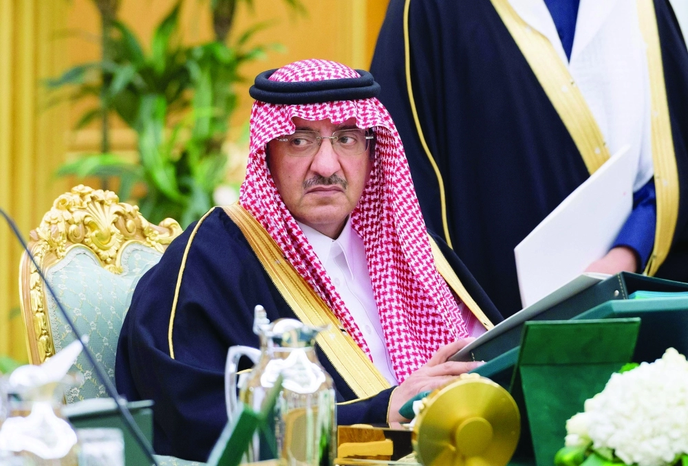 الأمير محمد بن نايف لدى تروسه جلسة المجلس اليوم (واس)