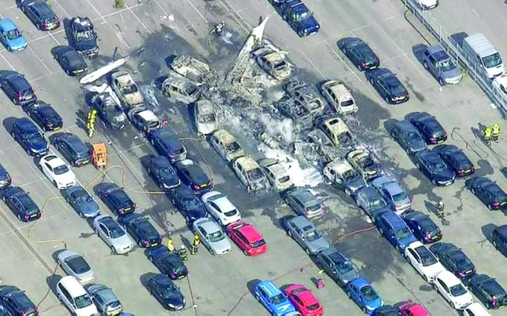 الطائرة المتحطمة                                       (مكة)