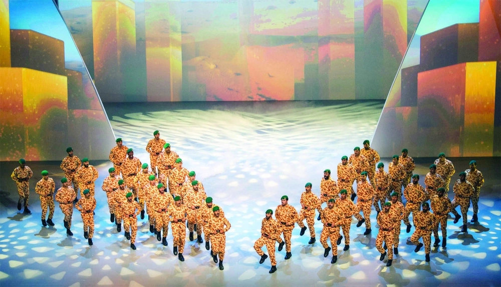 عرض عسكري خلال الحفل الثقافي في الكويت  