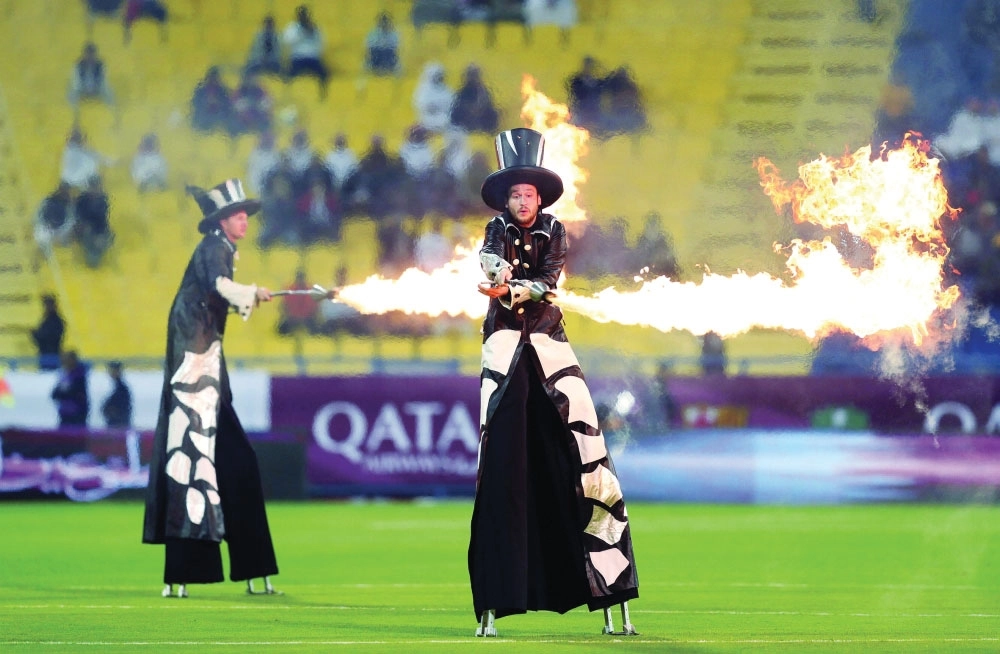 جانب من الاحتفالية التي سبقت المباراة